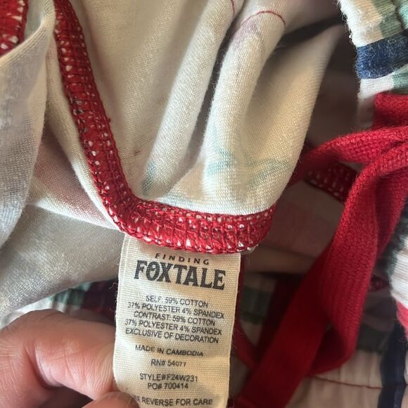 Finding Foxtail Plaid/Floral/Fairy Print Pajama Set, size M - Picture 13 of 14